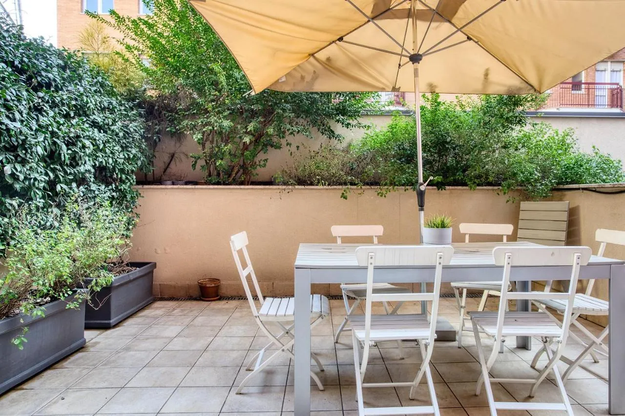 Apartman Green Island Near The Purple Line Milánó