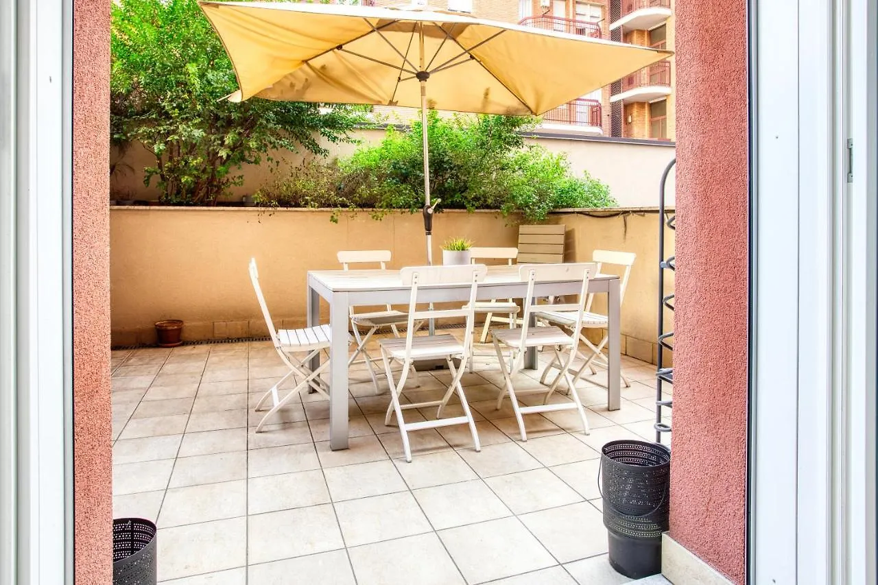 Green Island Near The Purple Line Milánó Apartman